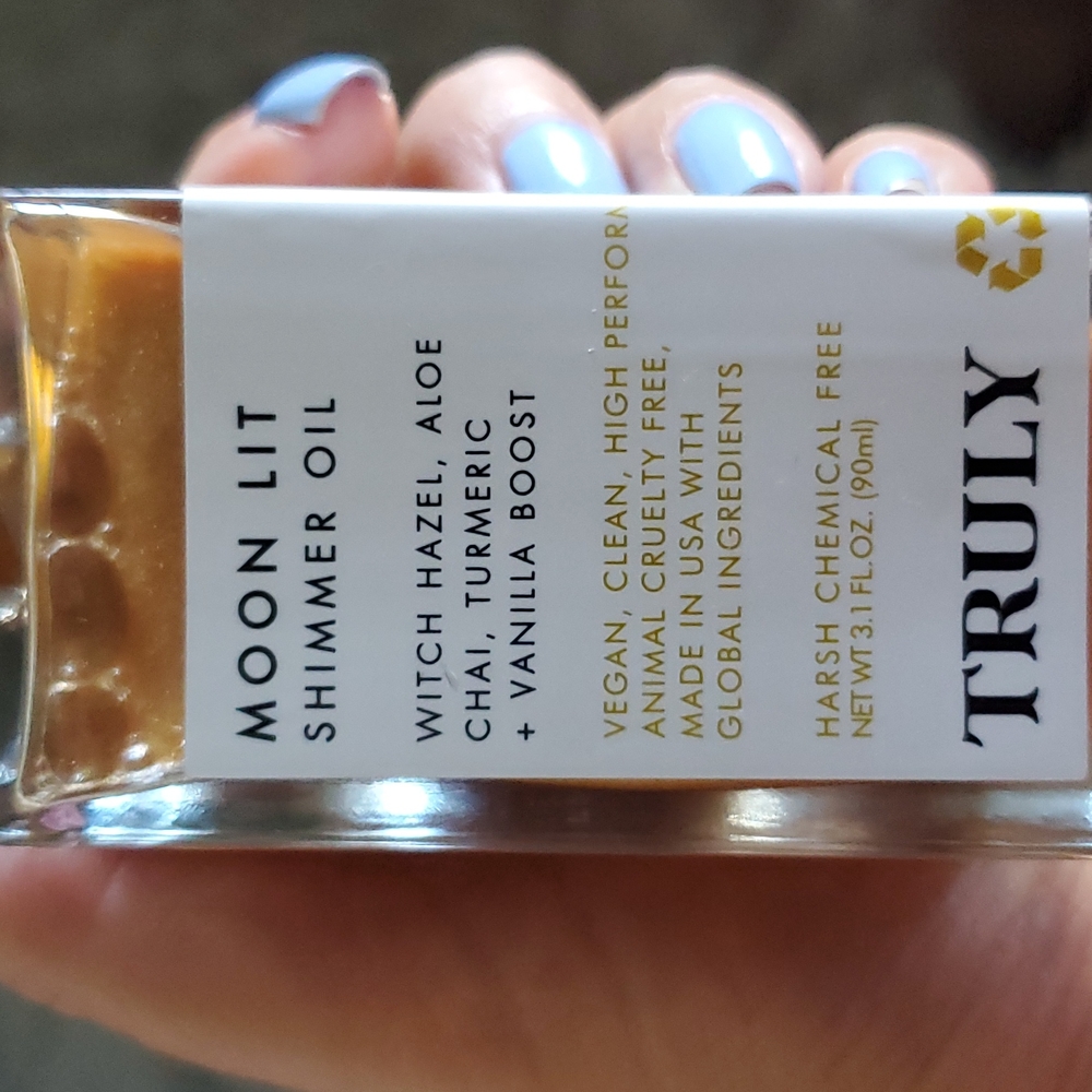 🎅 Truly - Moon Lit Shimmer Oil New - Picture 5 of 6